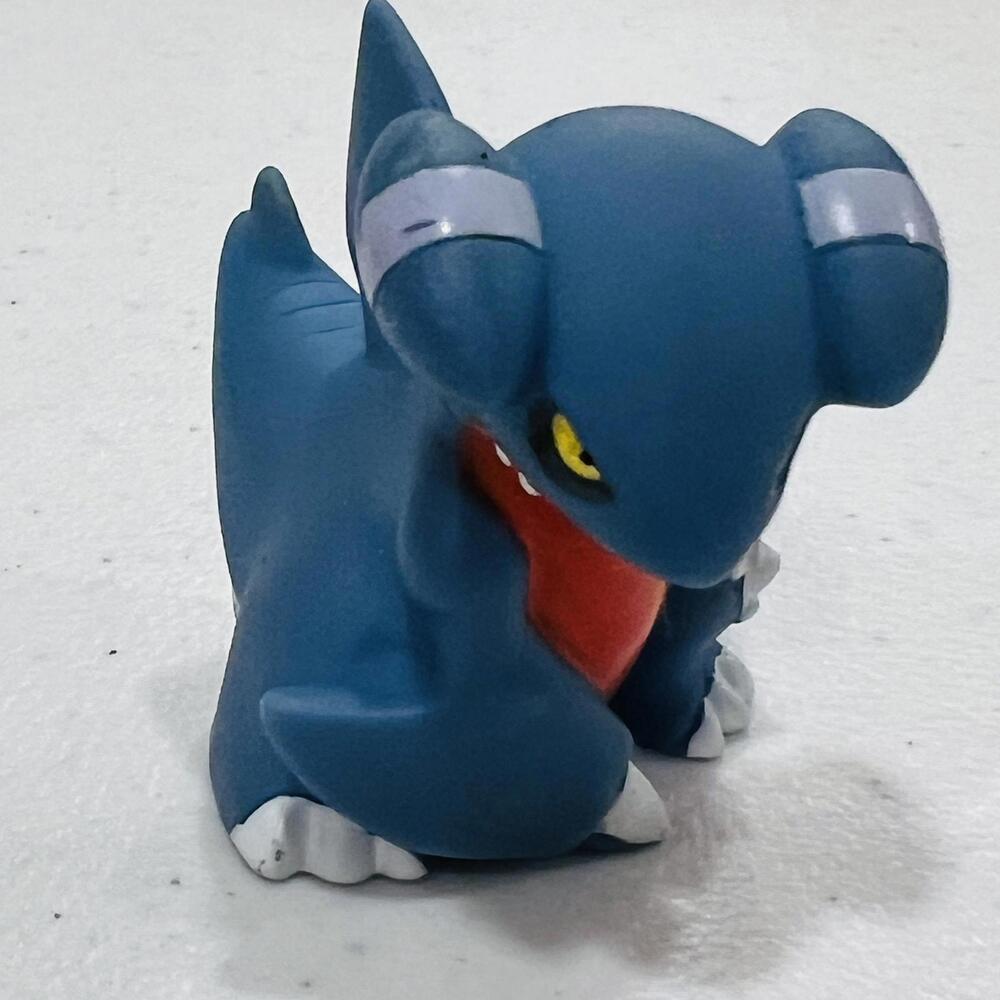 Gabite Pokemon Genuine Finger Puppet Gotta Catch em All Nintendo Bandai 2009